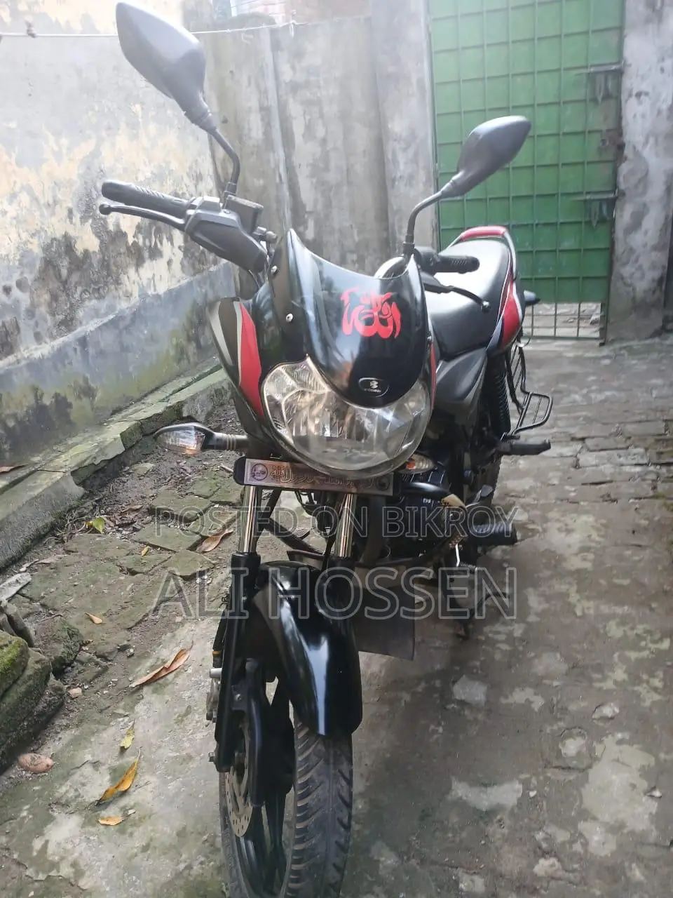 Bajaj Discover 125 2021 Black