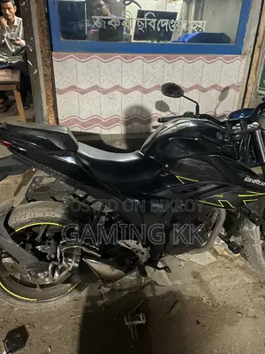 Suzuki Gixxer Fi ABS 2025 Black