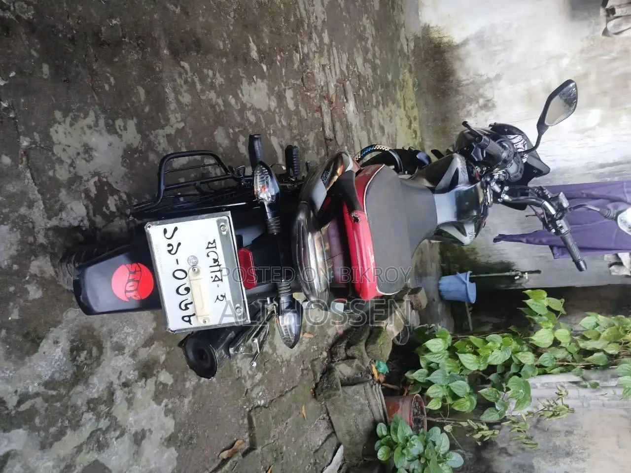 Bajaj Discover 125 2021 Black
