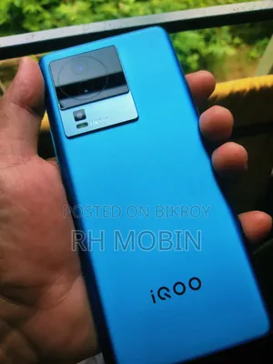 iQOO 128 GB Blue