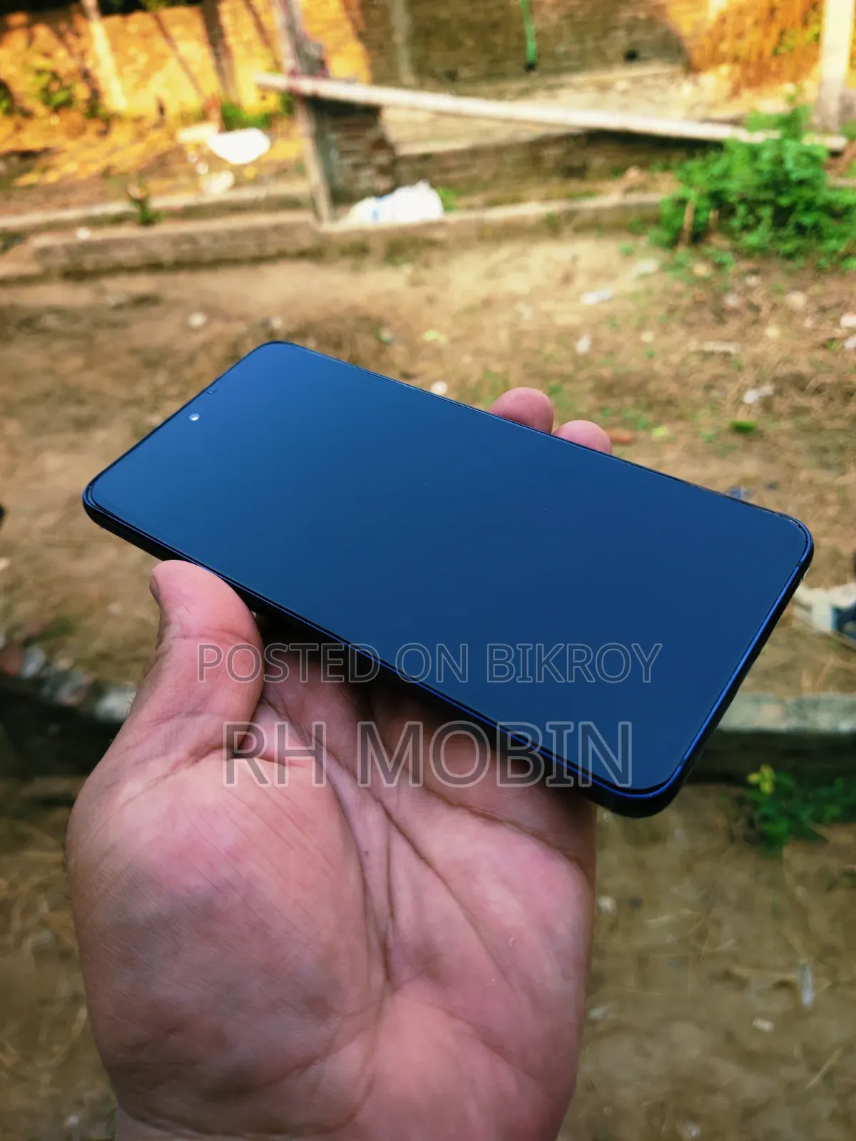iQOO 128 GB Blue