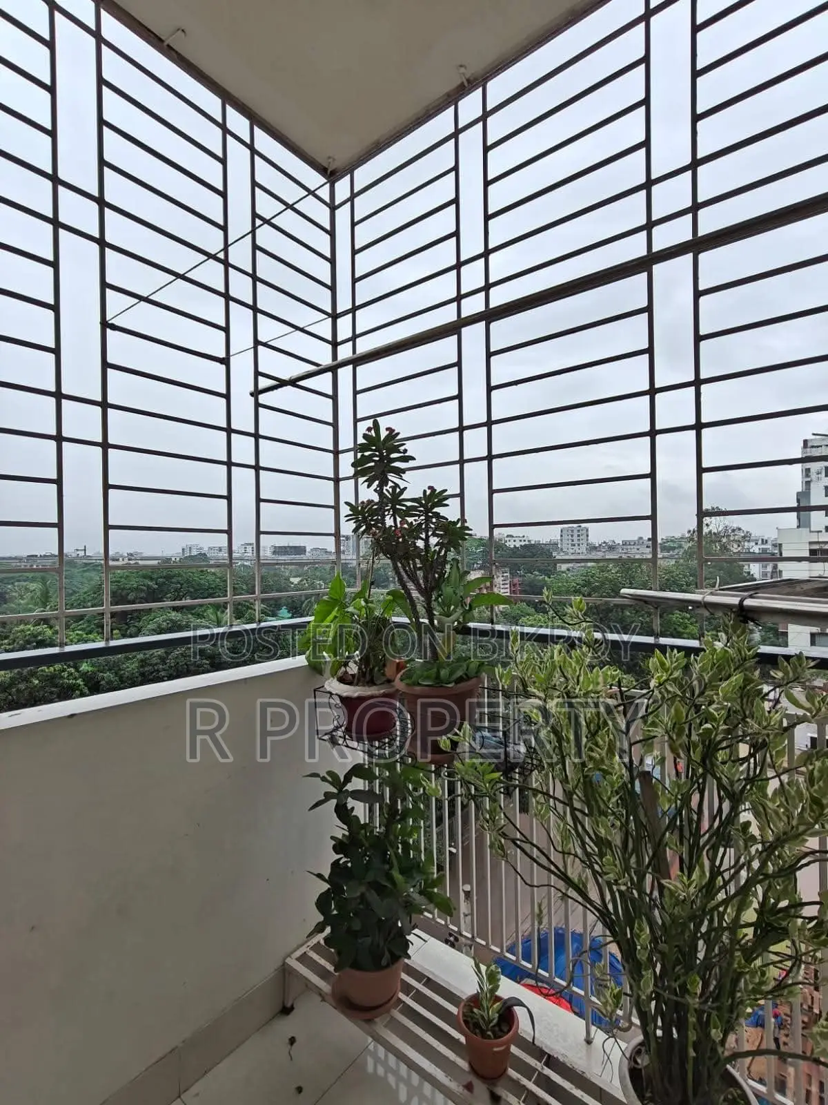 Furnished 4-Bedroom Apartment for Sale in Uttara