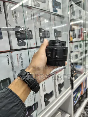 Canon 50mm 1.8 IS Lens