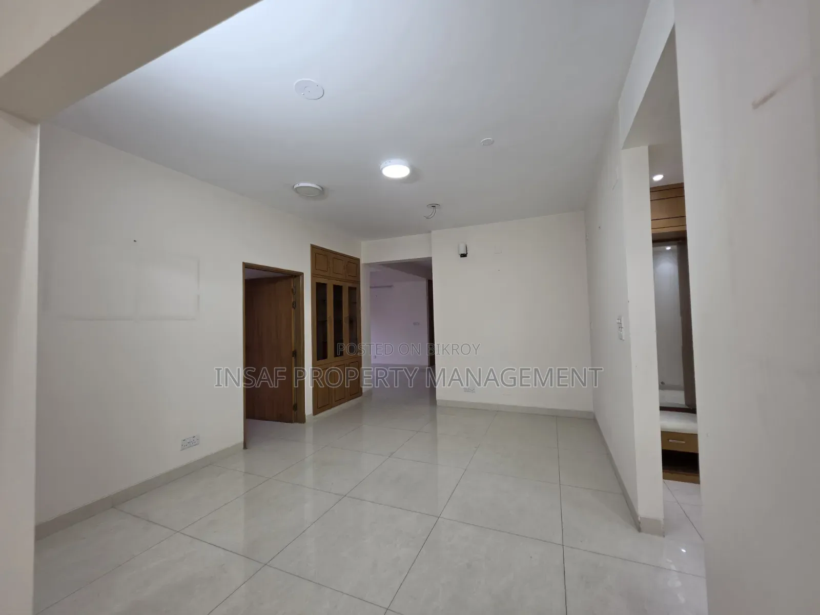 4bdrm Apartment in Gulshan for Rent