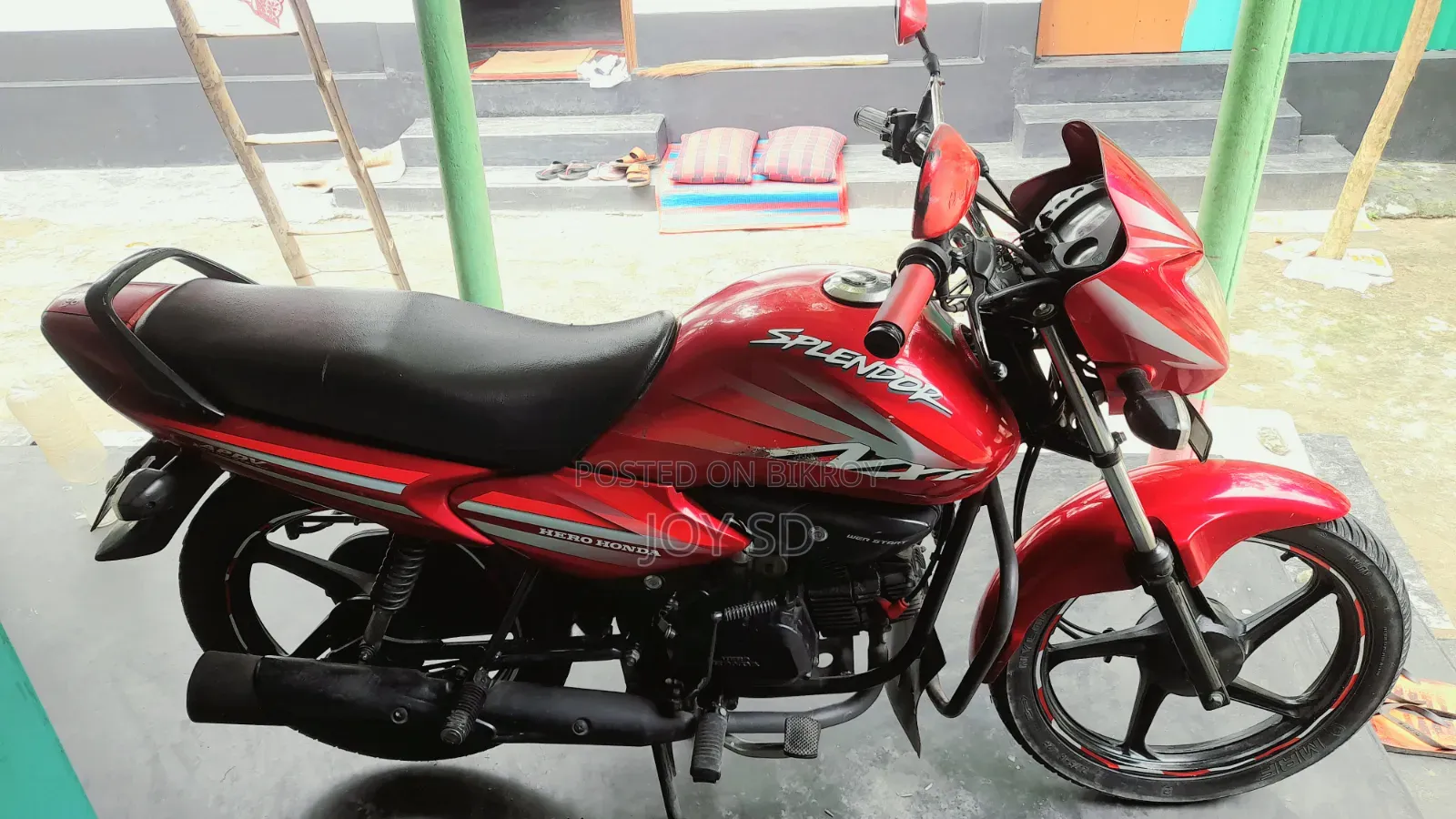 Hero 2015 Red