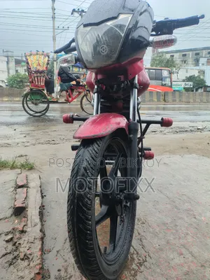 Mahindra Centuro 2015 Red