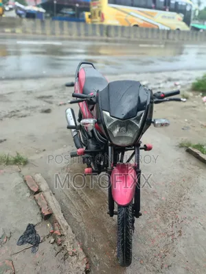 Mahindra Centuro 2015 Red