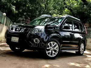 Nissan X-Trail 2013 Black