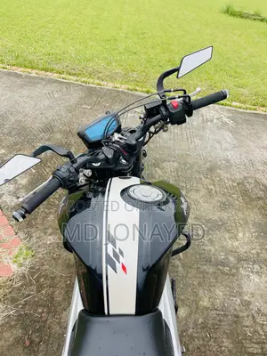 TVS Apache RTR 160 4V 2022 Black