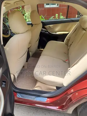 টয়োটা প্রিমিয়ো ২০১৮ লাল