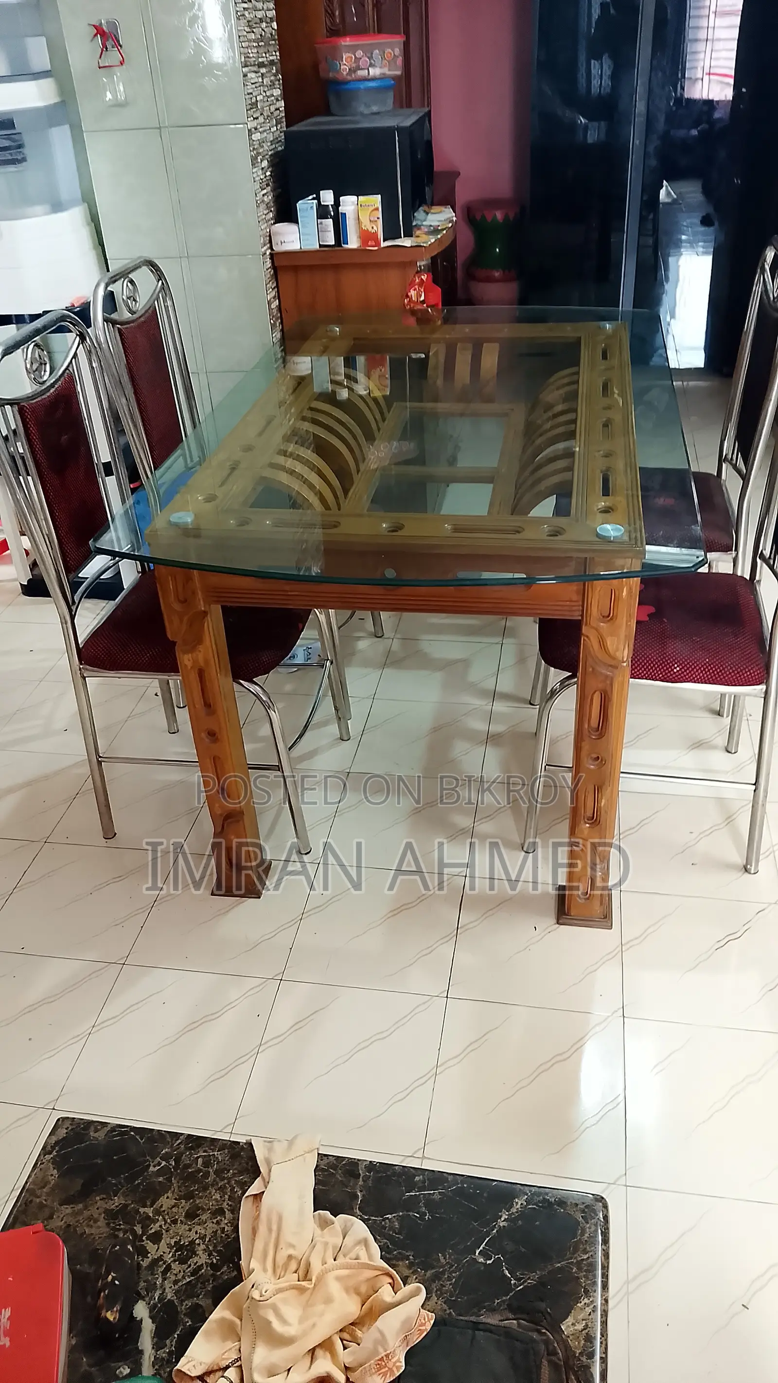 Dinning Table( Segun Timber) With 6 Mm Table Glass 4 Chair
