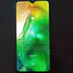 Samsung Galaxy A30 64 GB Black