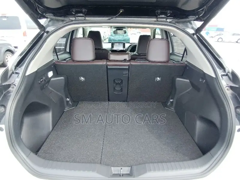 Toyota Yaris Cross 1.5 Hybrid FWD 2021 Pearl