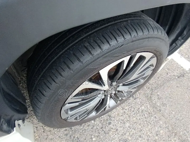 Toyota Yaris Cross 1.5 Hybrid FWD 2021 Pearl