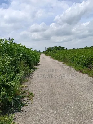 সেক্টর-১, স্টেডিয়ামের খুব কাছে ১০ কাঠার প্লট বিক্রয়