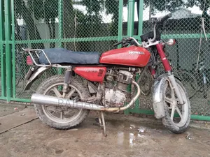 Honda 2002 Red