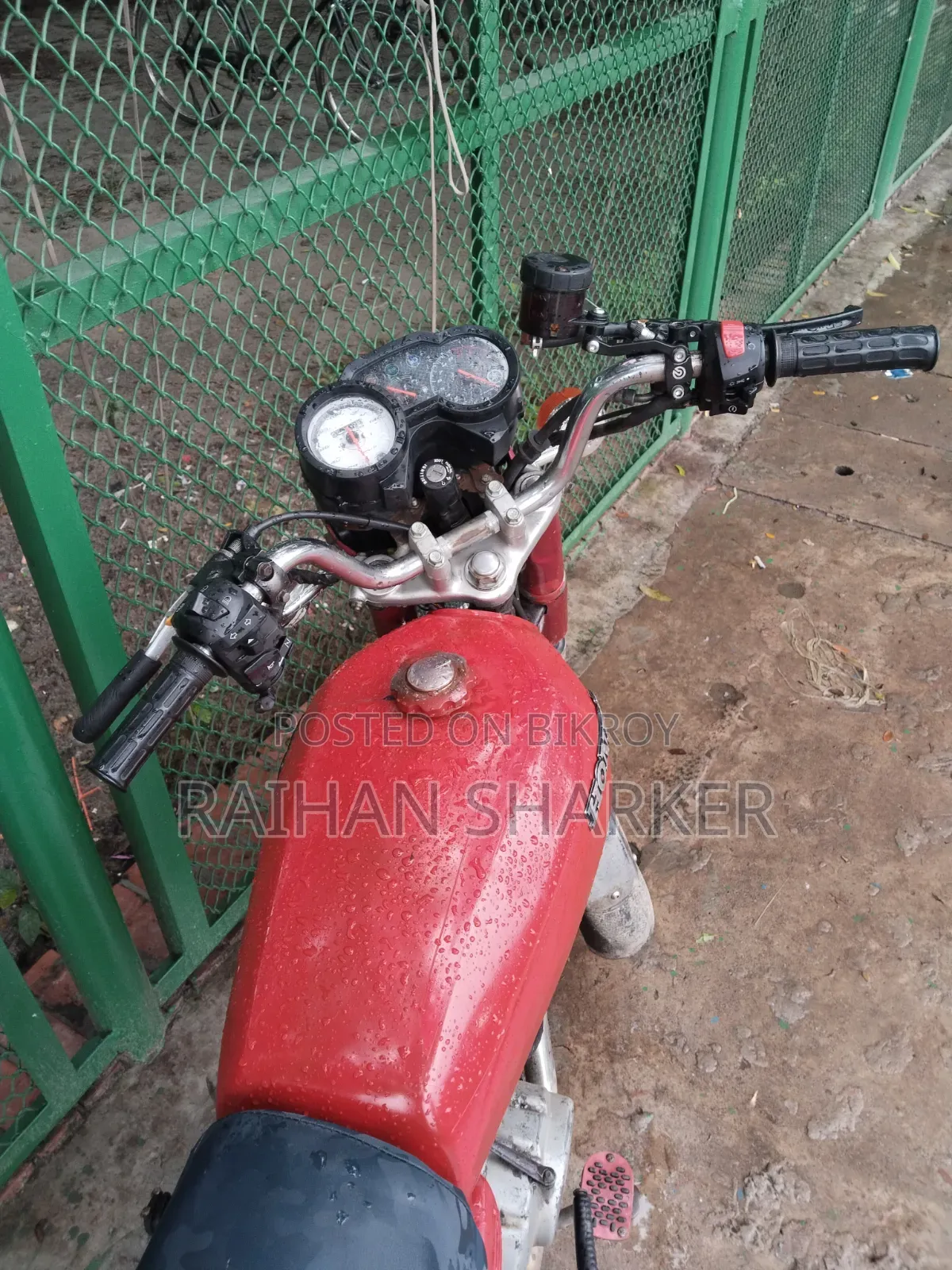 Honda 2002 Red