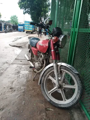 Honda 2002 Red