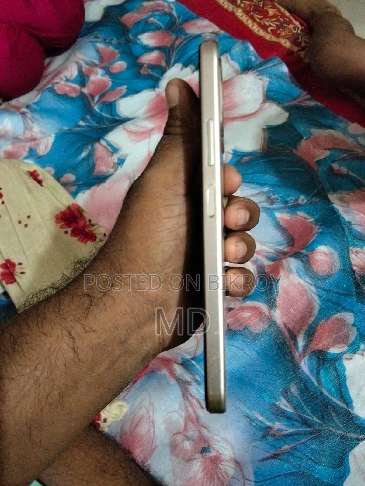 Oppo A6 128 GB Gold