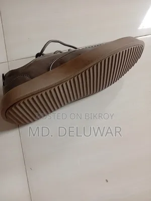 চীন থেকে আমদানিকৃত জুতা