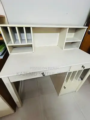 Reading Table