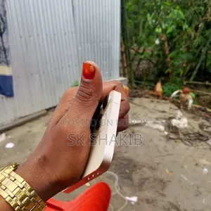 অ্যাপল আইফোন এক্সআর ১২৮ জিবি রোজ গোল্ড