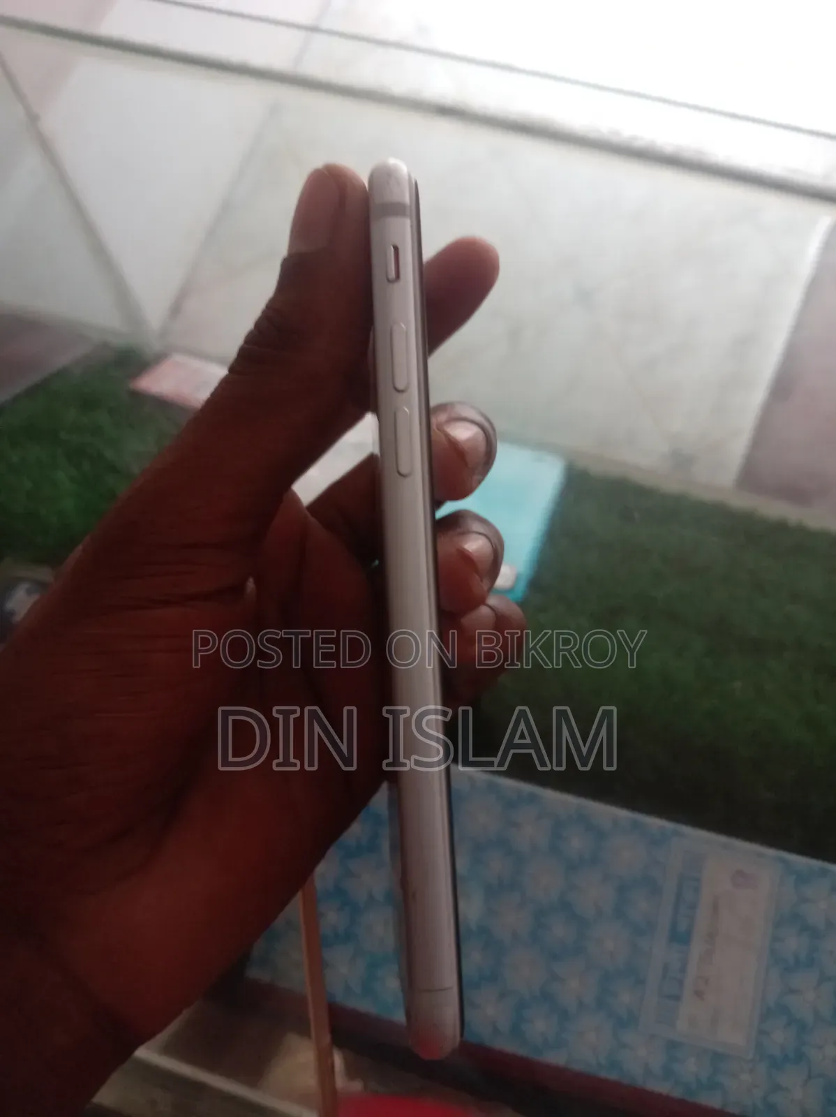 Apple iPhone 7 32 GB White