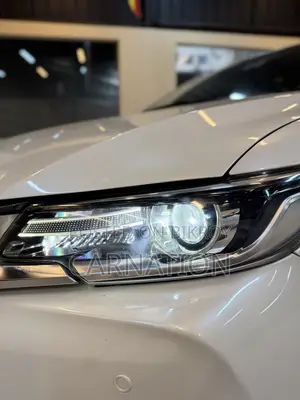 Toyota Premio 2016 White