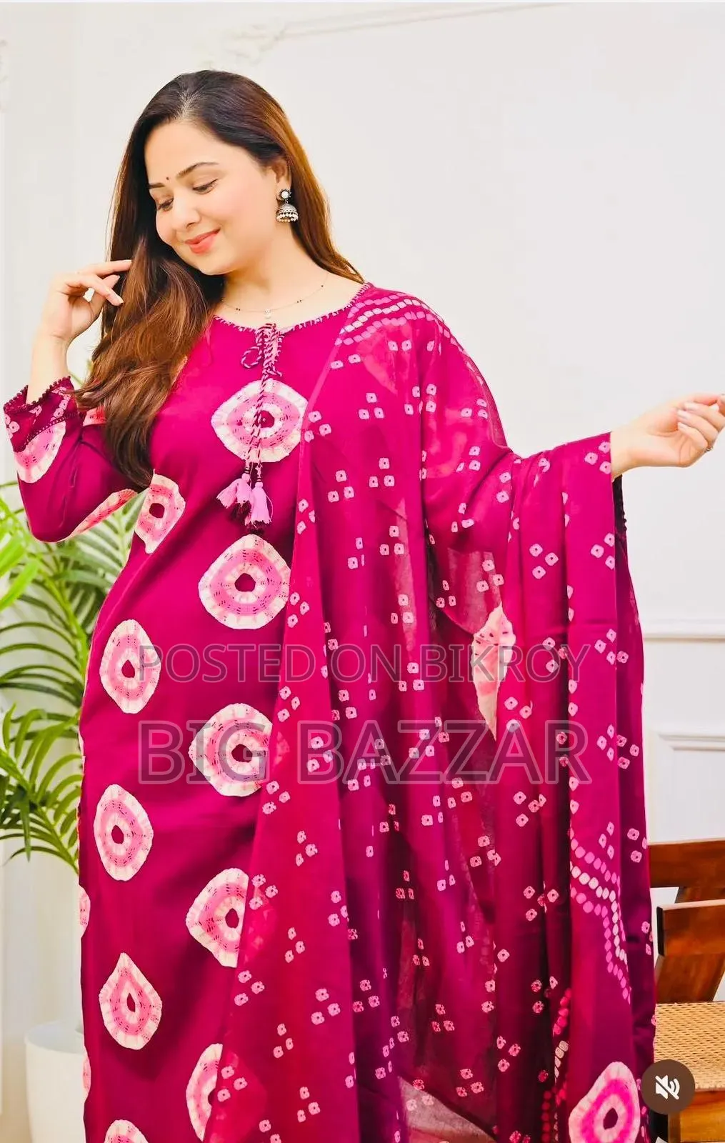 চুনরি প্রিন্ট থ্রি পিস