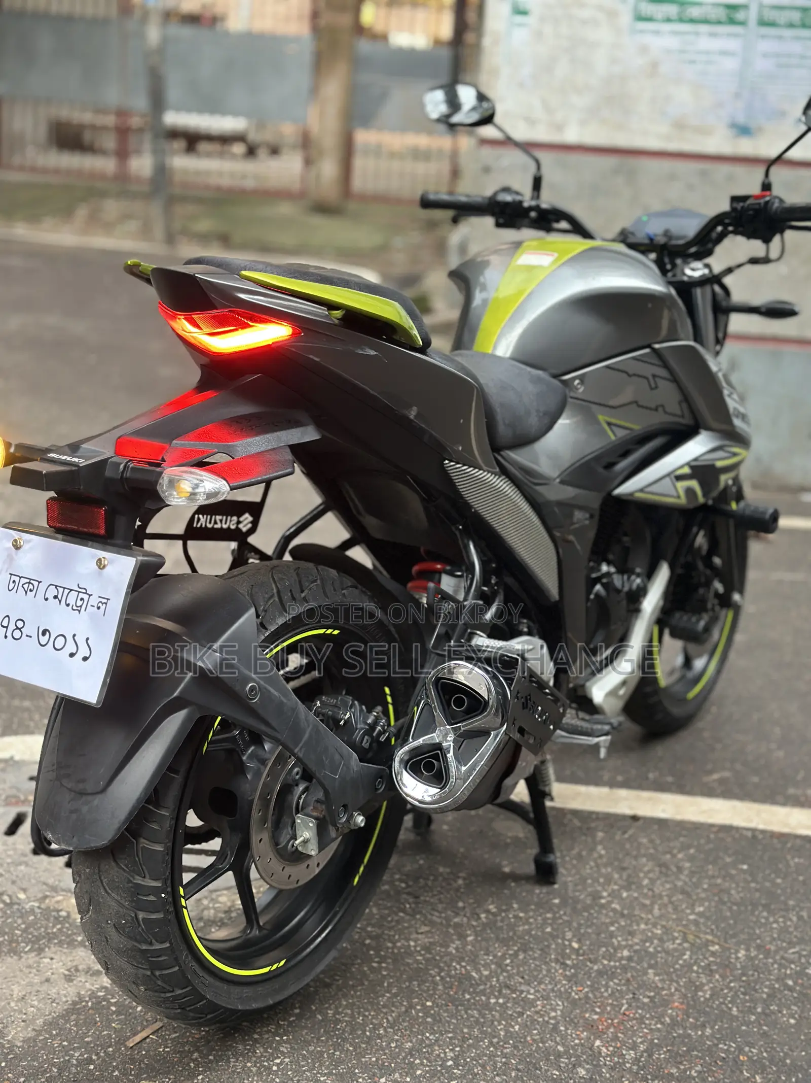 Suzuki Gixxer Fi ABS 2026 Gray