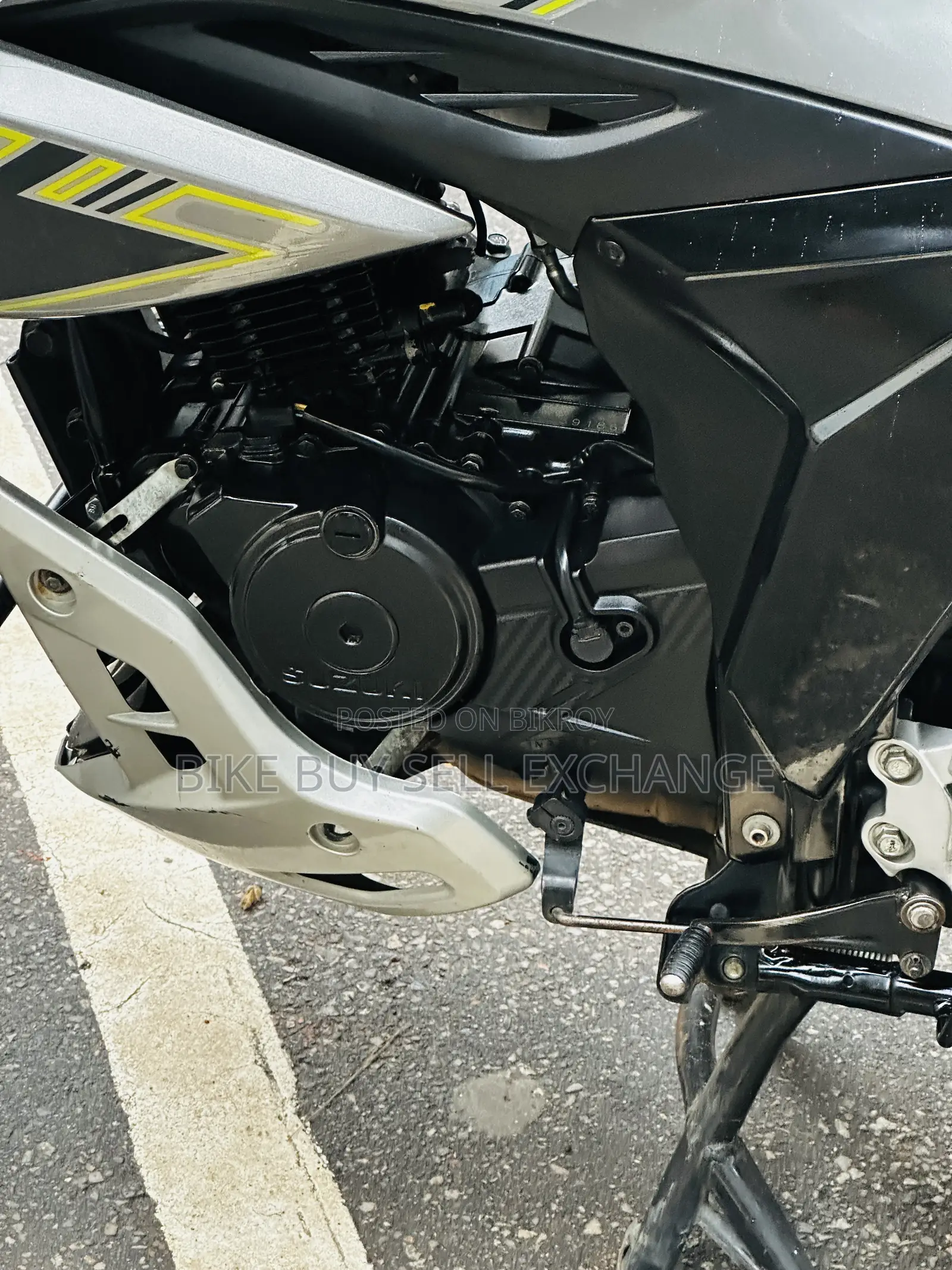 Suzuki Gixxer Fi ABS 2026 Gray