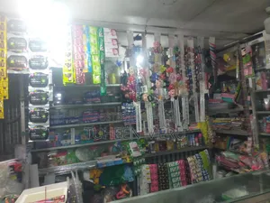 কসমেটিকস ডিসপ্লে