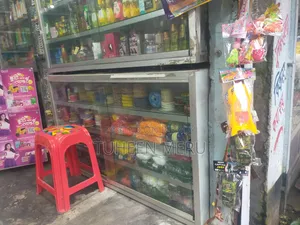 কসমেটিকস ডিসপ্লে