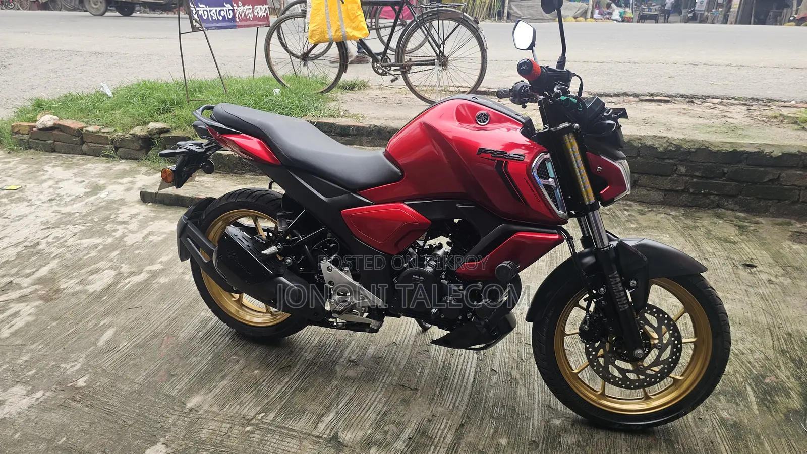 Yamaha 2025 Red