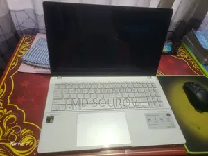 Asus VivoBook S15 S530UN 16GB Qualcomm Snapdragon X Elite SSD 512GB