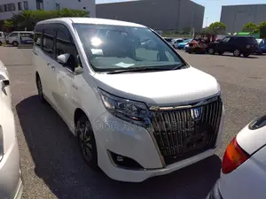 Toyota Esquire 2021 Pearl