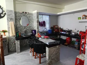 ৩ বেডরুমের বাড়ি ভালো, বাটিঘাটায় ভাড়ার জন্য