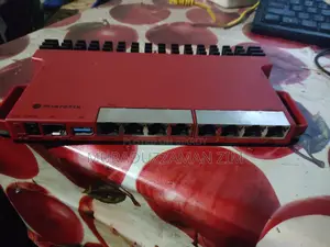 Mikrotik L009uigs-Rm 8 Port Poe Gigabit Router