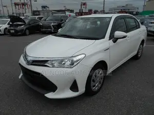 Toyota Axio 2021 White