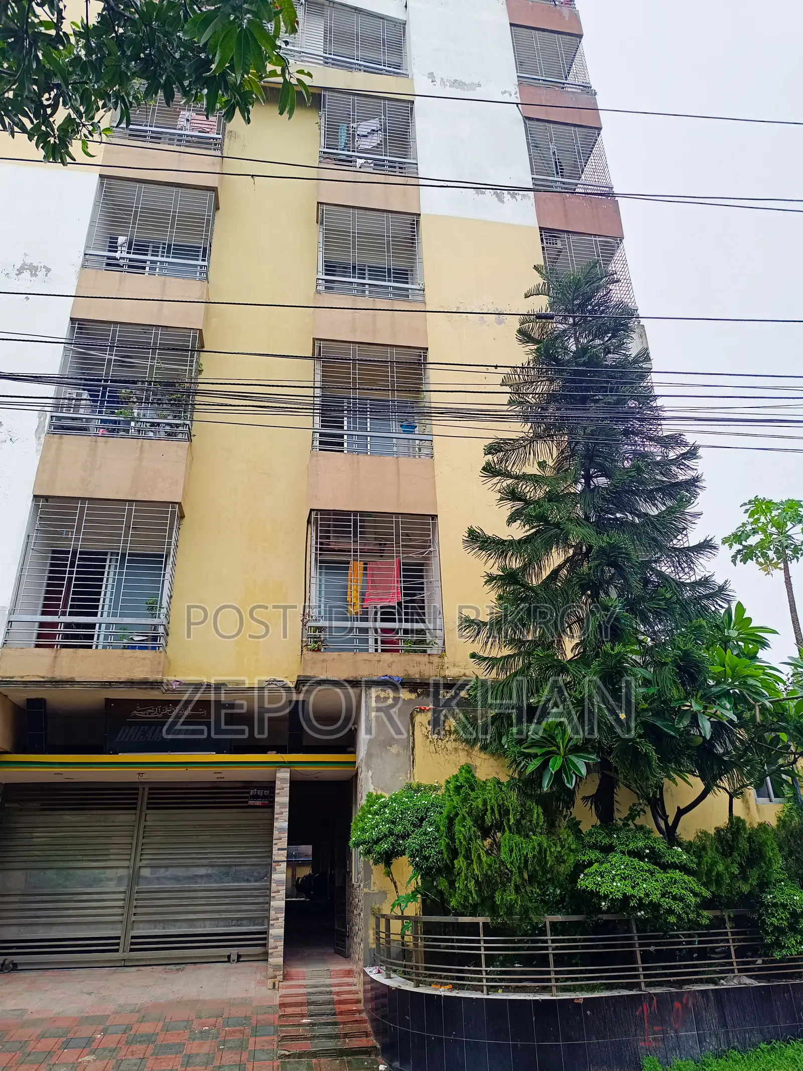 Furnished 4bdrm Apartment in  ঠিকানা:, Uttara for Sale