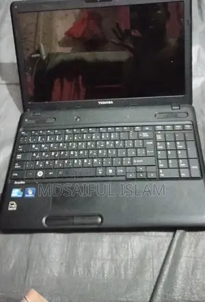 Laptop Toshiba Satellite C665 4GB Intel Core I3 HDD 512GB