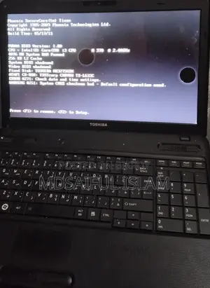 Laptop Toshiba Satellite C665 4GB Intel Core I3 HDD 512GB