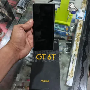 Realme GT 6 256 GB Silver