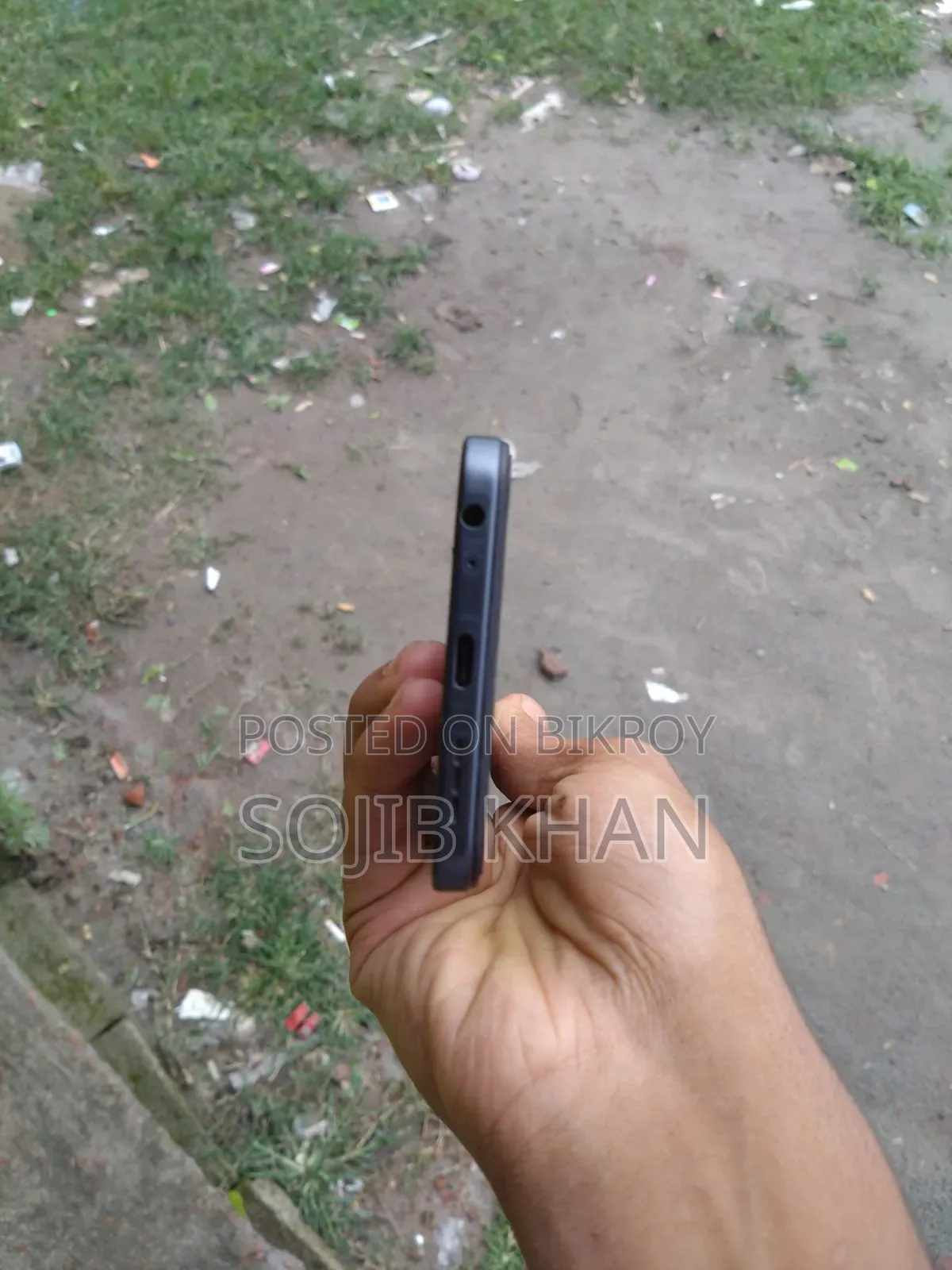 নতুন টেকনো স্পার্ক ৪০ ২৫৬ জিবি কালো