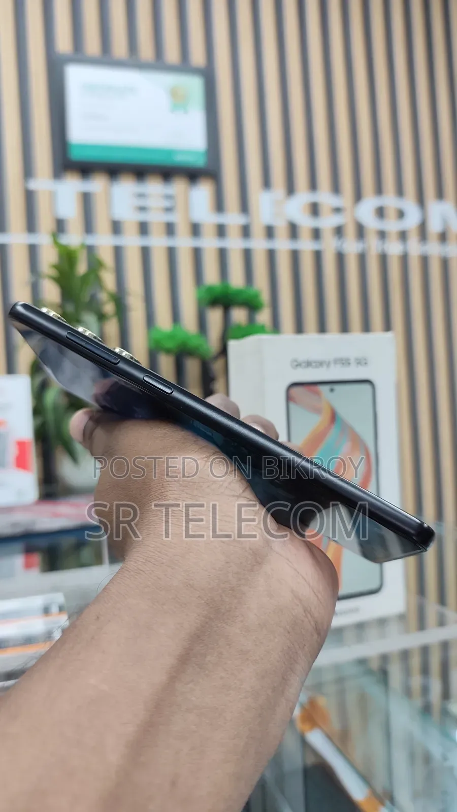 Samsung Galaxy F55 256 GB Black