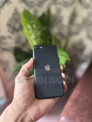 Apple iPhone SE (2020) 64 GB Black