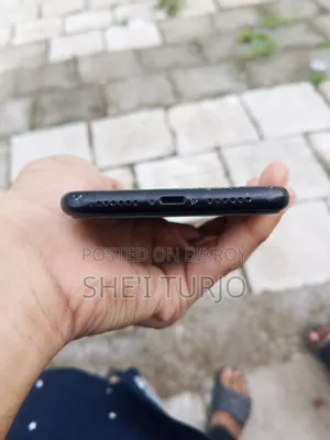 Apple iPhone XR 64 GB Black