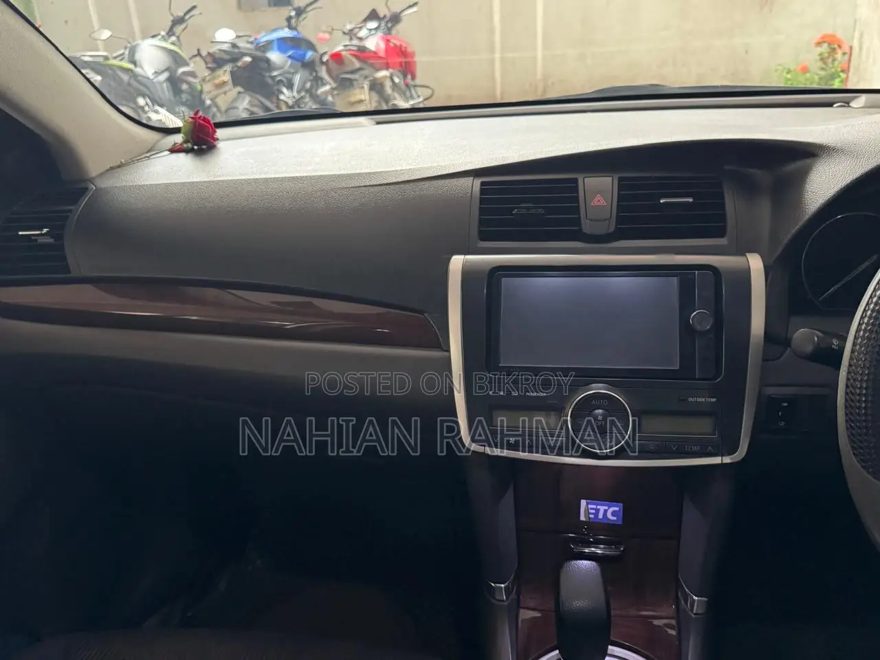 Toyota Premio 2014 Blue