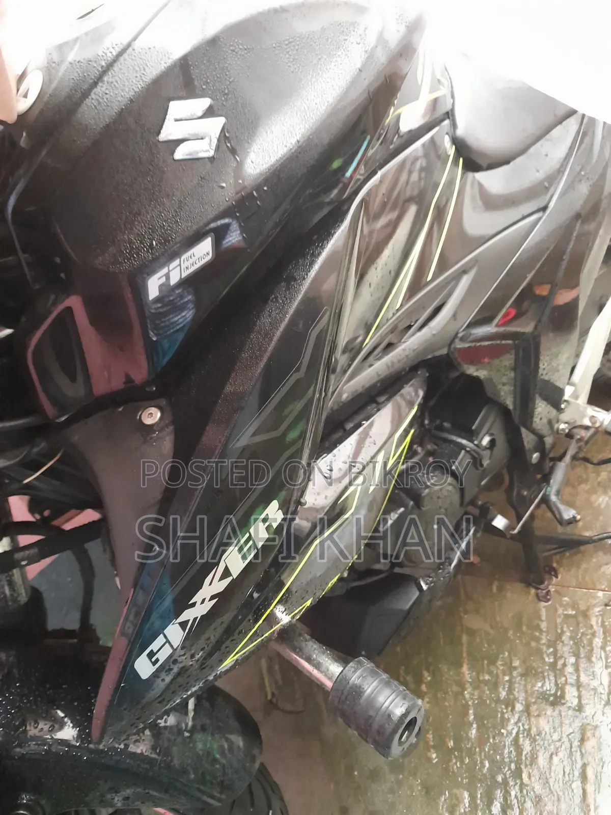 নতুন সুজুকি জিক্সার এসএফ এফআই ২০২৪ কালো