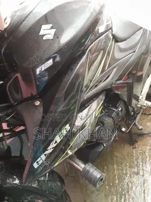 নতুন সুজুকি জিক্সার এসএফ এফআই ২০২৪ কালো